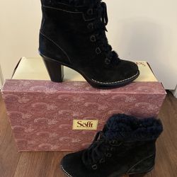 Sofft Suede Boot Size 6