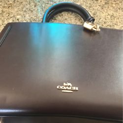  COACH Lth Zoe Carryll Purse  