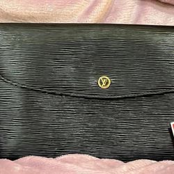 $299 Vintage 🌺L 🌺V Epi Clutch 