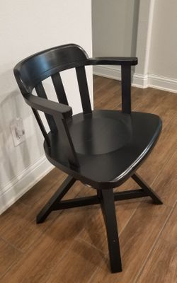Wooden Swivel Chair