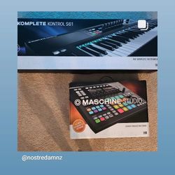 Native Instruments Kontrol S61 MK1 & Maschine Studio Combo