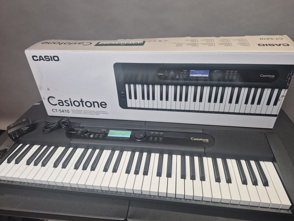 Casio Casiotone CT-S410 61-Key Portable Keyboard