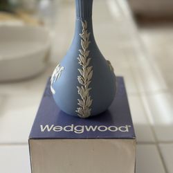 Wedgewood Flowers Vase