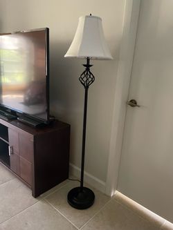 Traditional Black Metal Floor Lamp