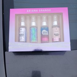 Ariana GrandeBody Mist Set
