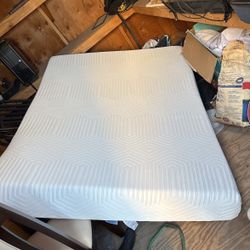 Sleepy's Snug 8” Memory FoamMattress Three Quarter 58x75x8”