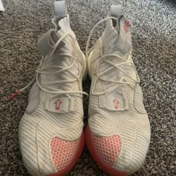 Adidas Basketball Shoes Size 11