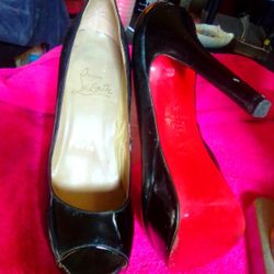 Christian Louboutin Red Bottoms Heels Size 39