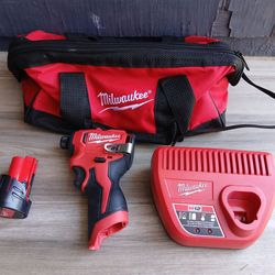 IMPACT DRILL MILWAUKEE