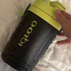 Igloo Water Bottle