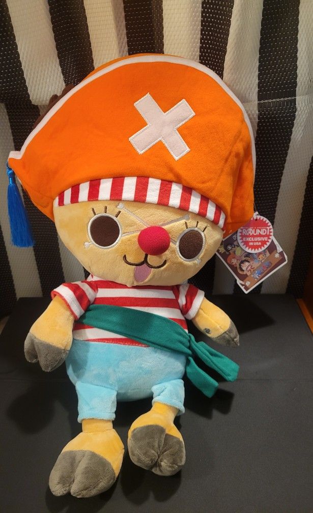 ((ROUND 1 EXCLUSIVE)) ONE PIECE PLUSH