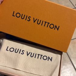 Louis Vuitton Wallet 