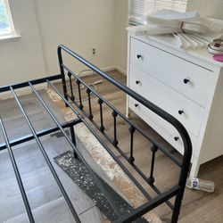 Queen Size Bed Frame 
