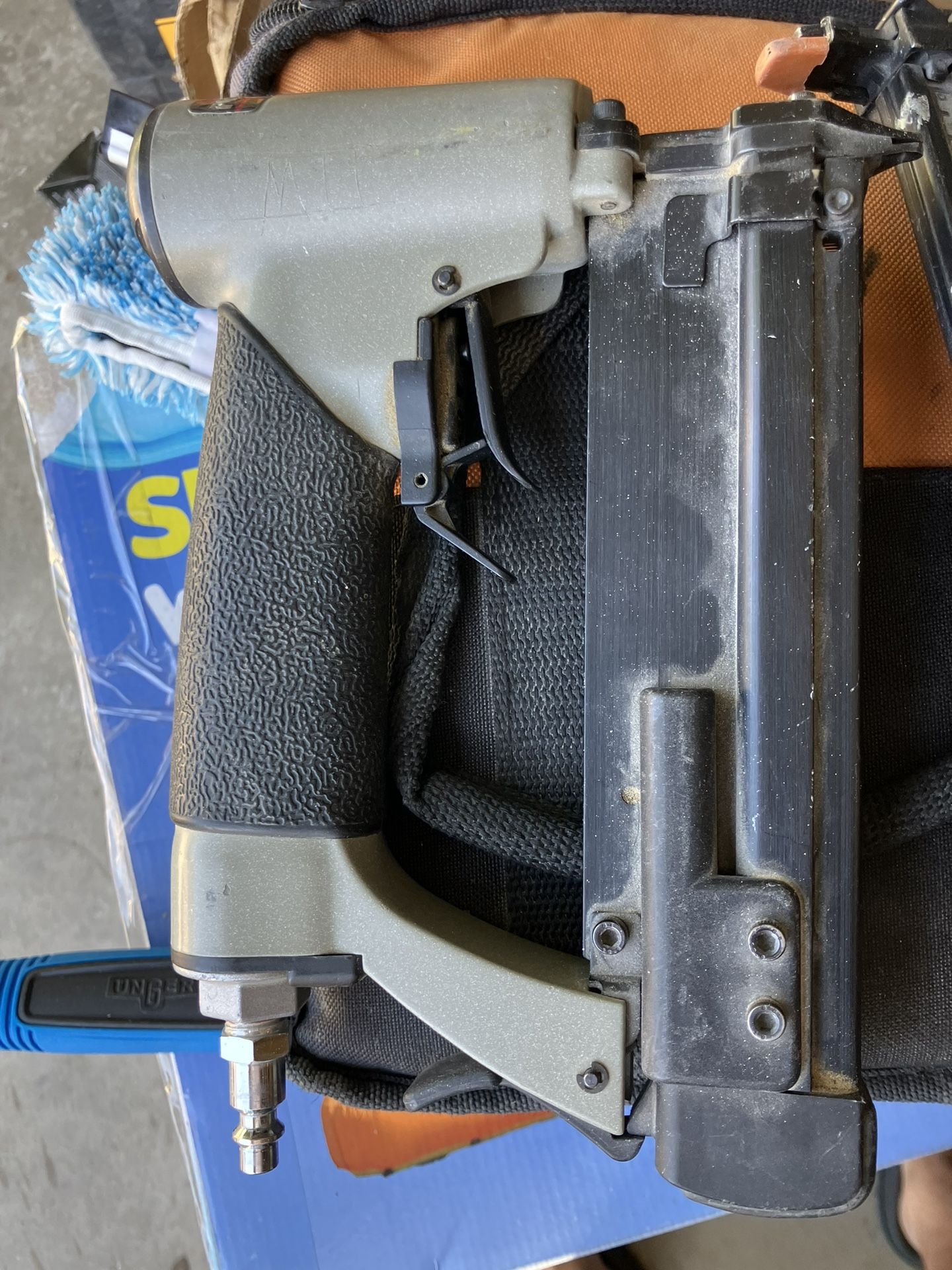 Staple Gun