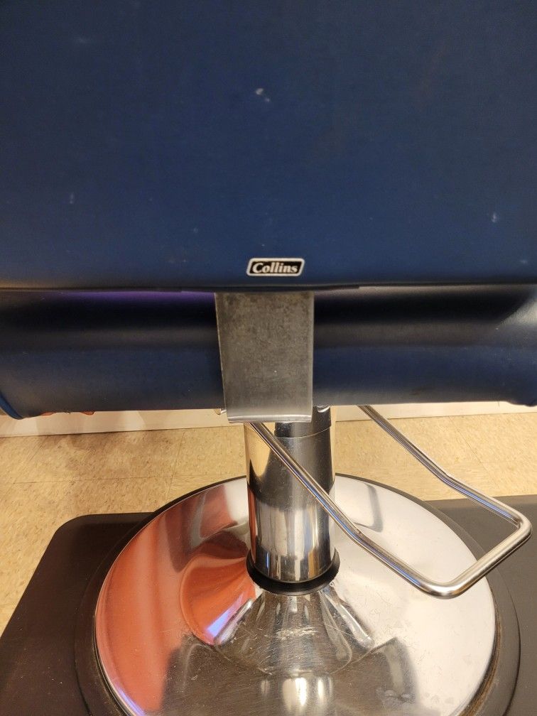 Salon Chair