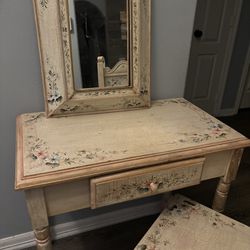 Antique vanity Desk With Chair 