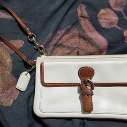 Coach Vintage Wristlet Clutch
