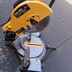 Pro-Tech 10-inch Compound Miter Saw, Model 7208.