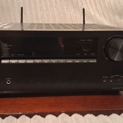 Onkyo TX-NR7100 