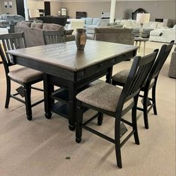 TYLER CREEK BLACK/GRAYISH BROWN COUNTER HEIGHT SET