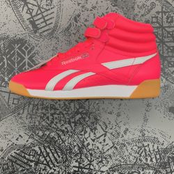 Reebok Women Sizes 6.5,7,9.5 