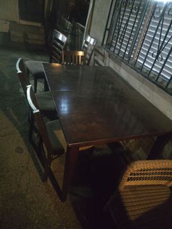 Dinning table