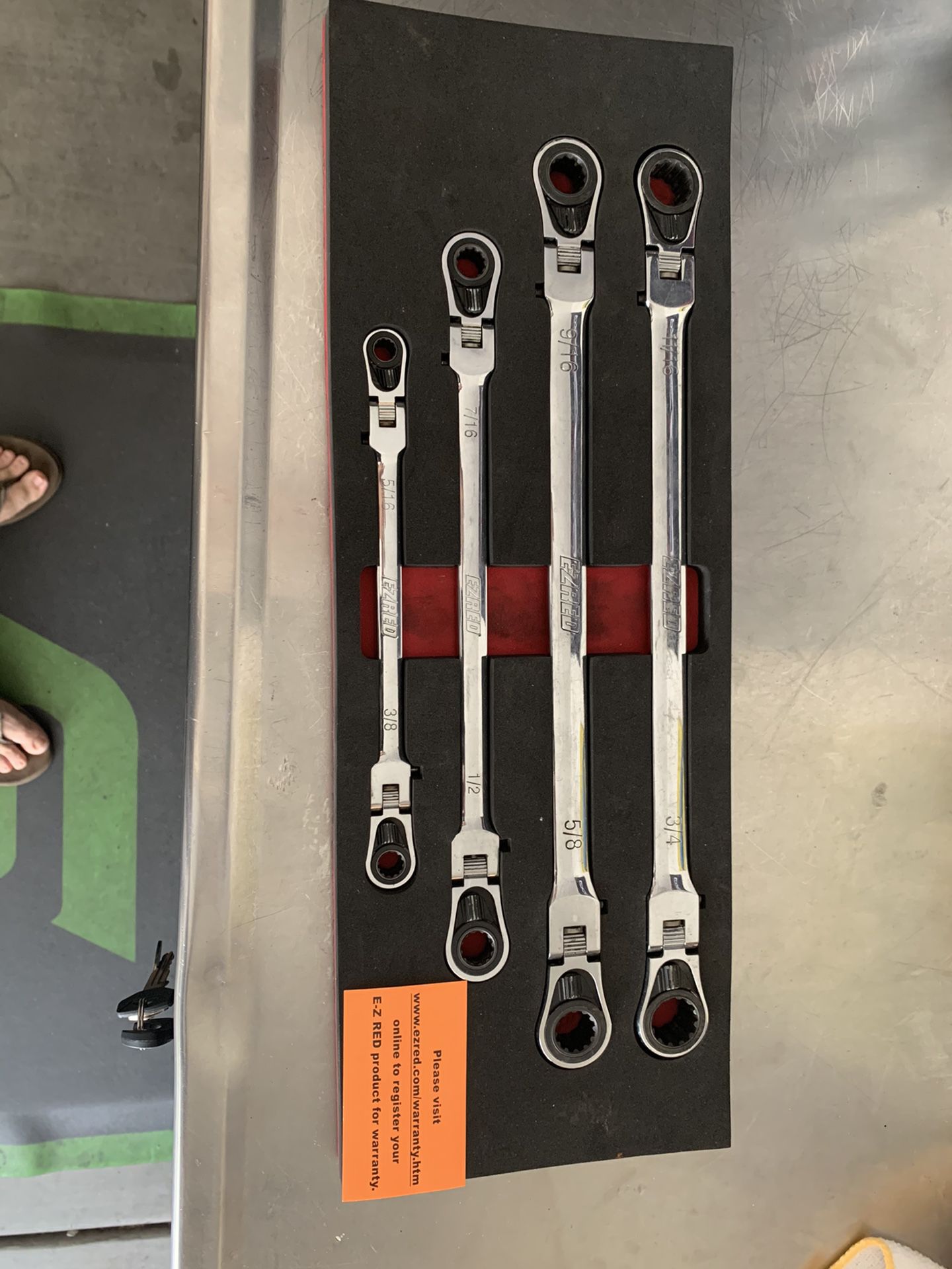 EZ Red Long Flexible Ratcheting Wrenches