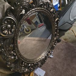 4' Feets Round  Golded Mirrow     Beatiful