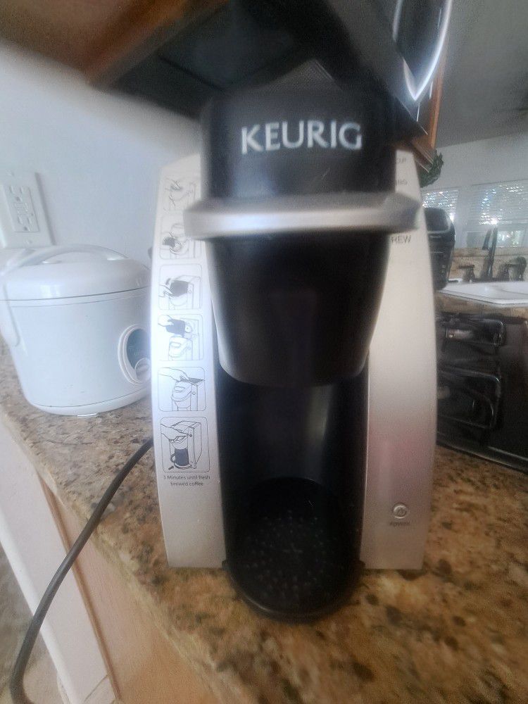 Keurig Coffee Maker  Perfect Condition