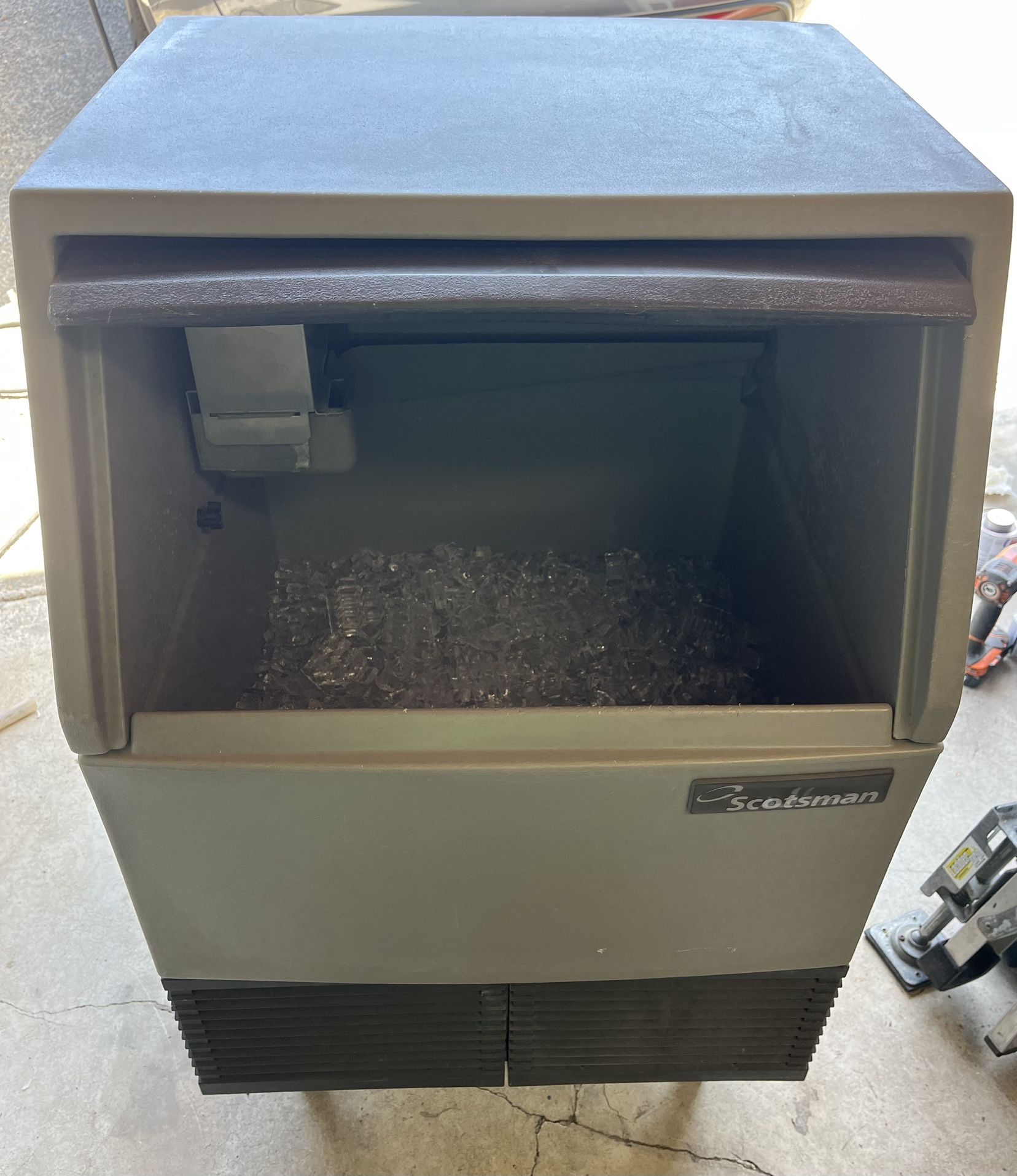 Scotsman Commercial Ice Machine