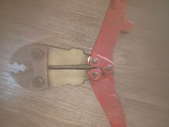 MOVING SALE - Cutting tool - Heavy duty