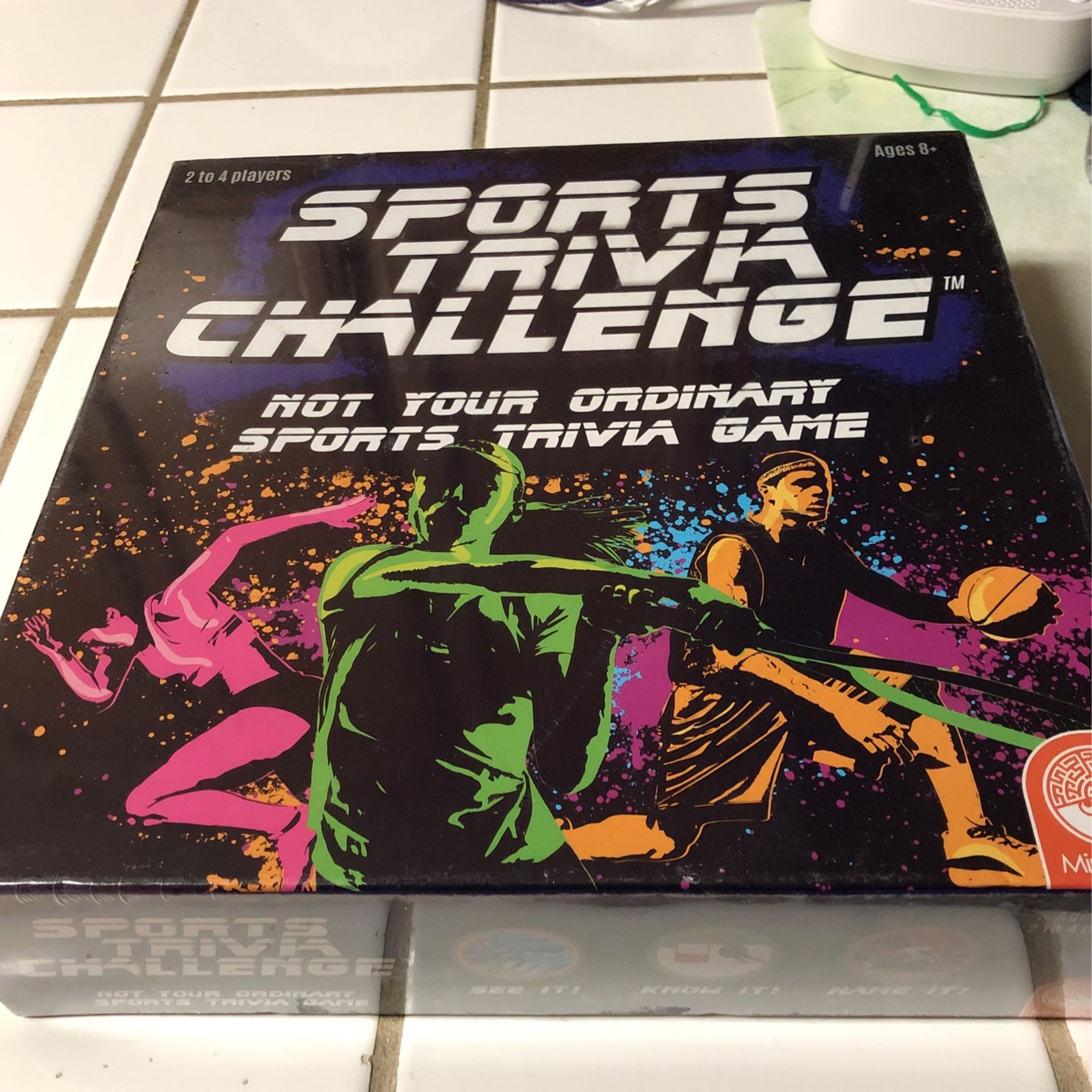 NEW SPORTS TRIVIA CHALLENGE BOARD GAME