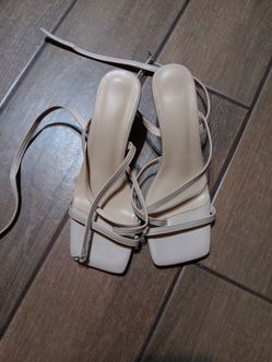 Woman shoes