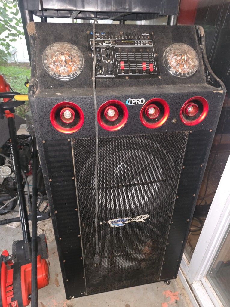 Technical Pro 10000 Watt Bluetooth DJ Jukebox With Party Lights