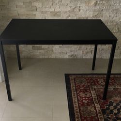IKEA Table /dinning /desk 