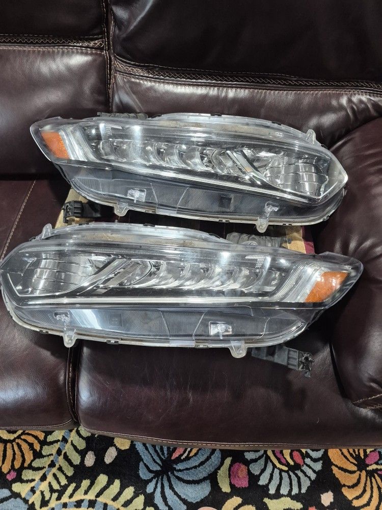 2018 Honda Accord Headlights