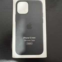 iPhone 12 Mini MagSafe Black Silicone Case 
