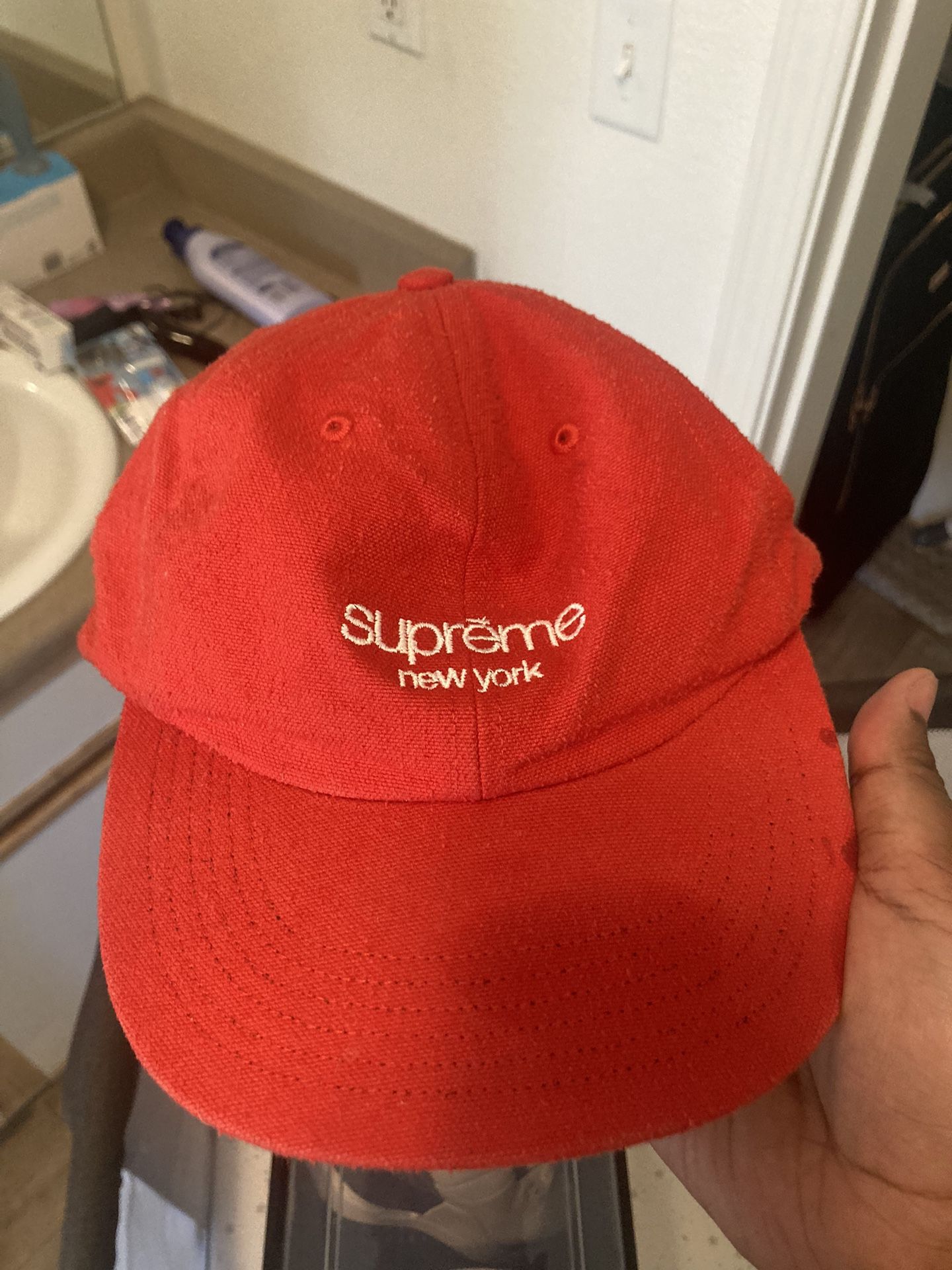 Supreme Hat