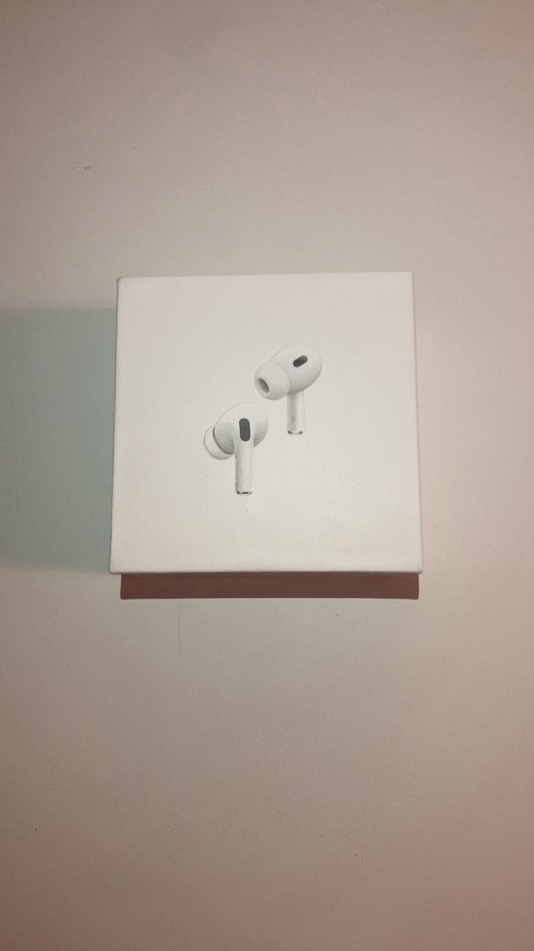 AirPods Pro 2nd Generation With Wireless Charging Case