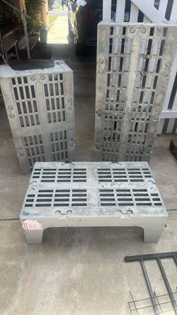 Storage racks
