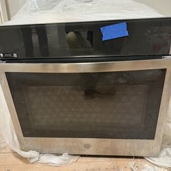 GE 30" Smart Built-In Self-Clean Single Wall Oven