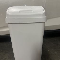 Trash Can 