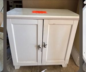 White cabinet