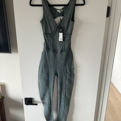 Fashionnova Ribbed jumpsuit  (L)