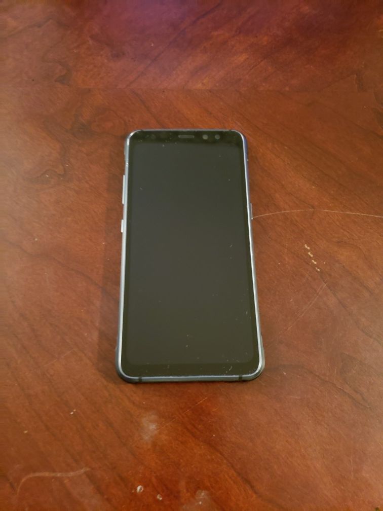 Samsung Galaxy s8 active- SPRINT ONLY. Local and Cash only