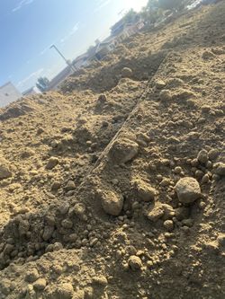 free clean dirt and delivery !! 10 yards minimum