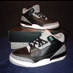 EUC Air Jordan 3 Retro Green Glow Men's Size 10