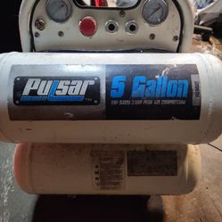 Pulsar 5 gallon two horsepower rated 3.5 horsepower peak air compressor