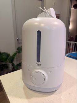 Frida Baby 3-in-1 XL Humidifier – Excellent Condition.