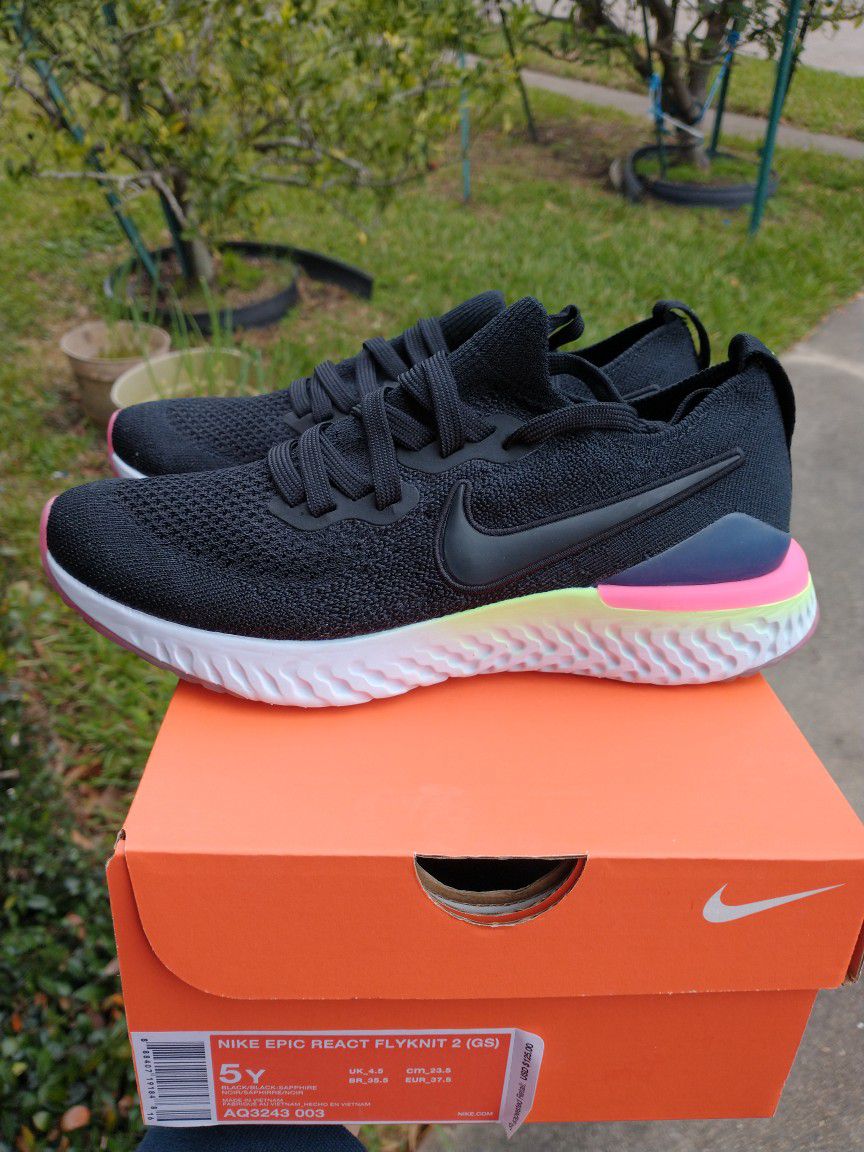 New Nike Epic React Flyknit Gs Youth Size 5y